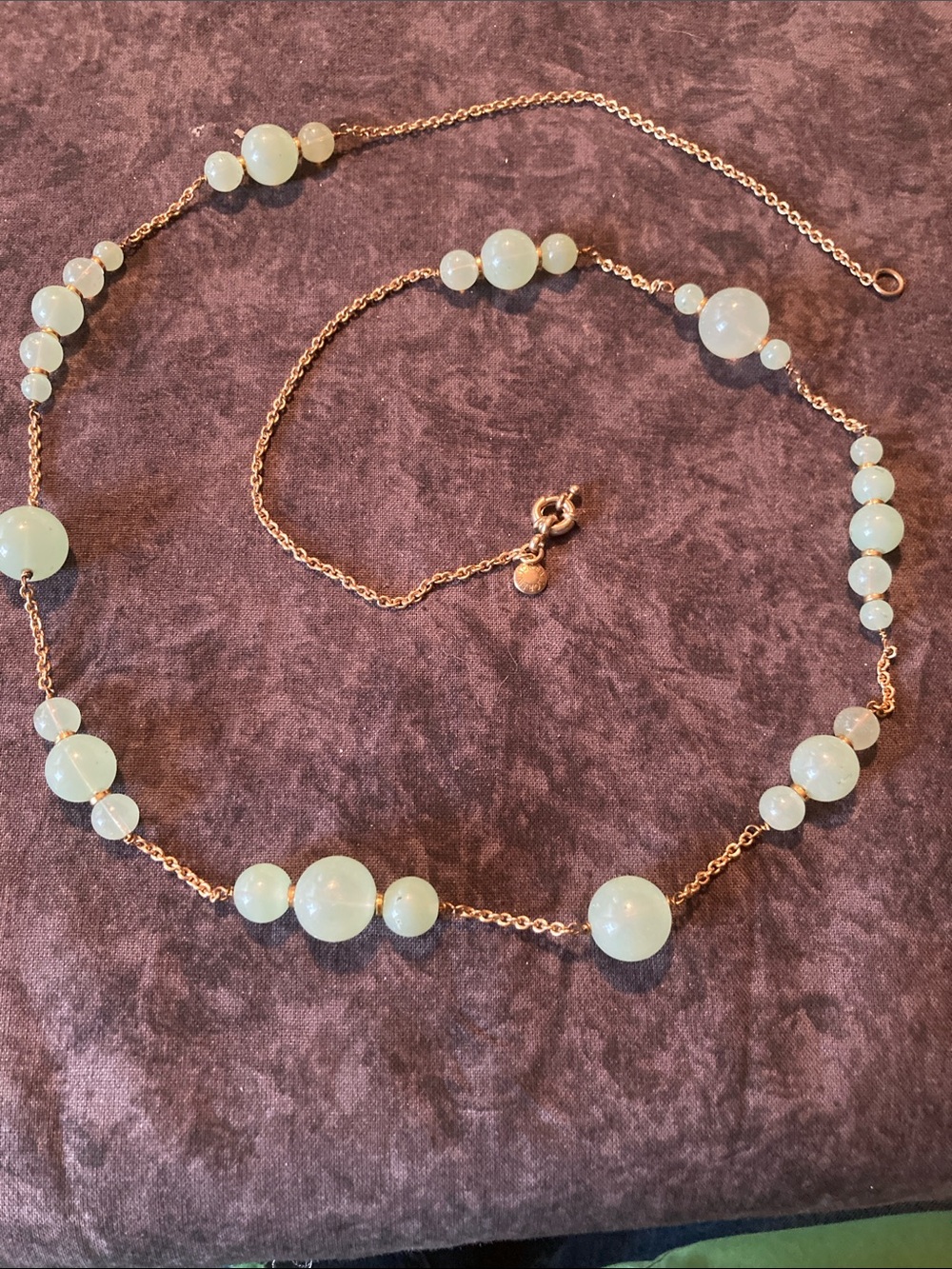 Seafoam beaded gold tone chain necklace